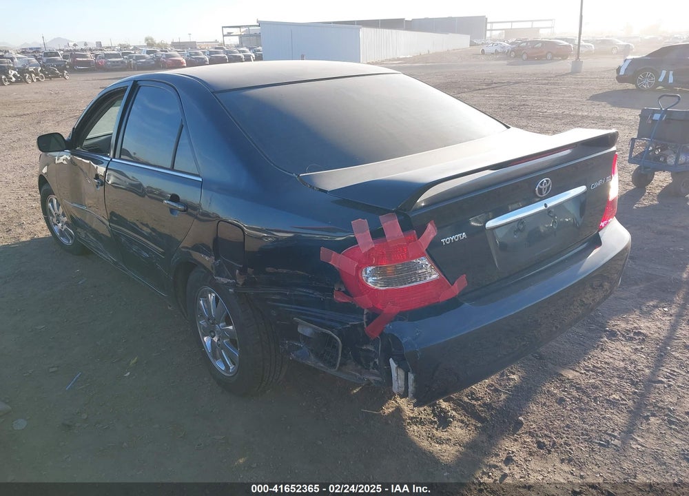 2002 TOYOTA CAMRY XLE VIN: 4T1BE32K52U077318