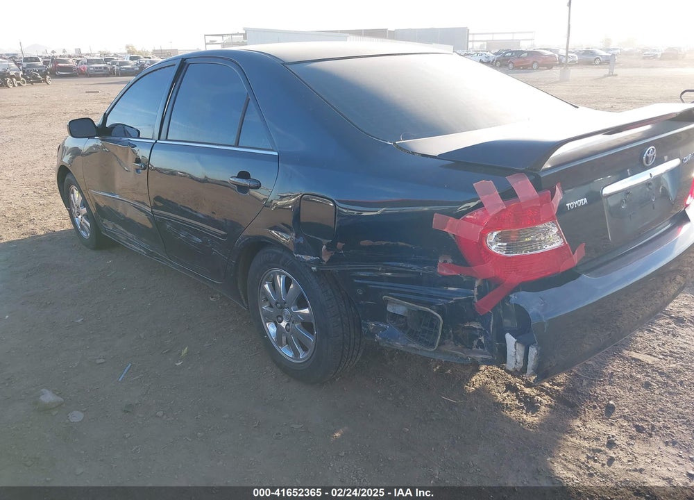 2002 TOYOTA CAMRY XLE VIN: 4T1BE32K52U077318