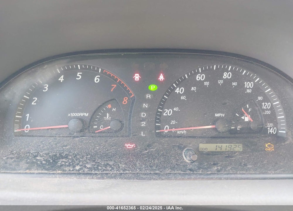 2002 TOYOTA CAMRY XLE VIN: 4T1BE32K52U077318