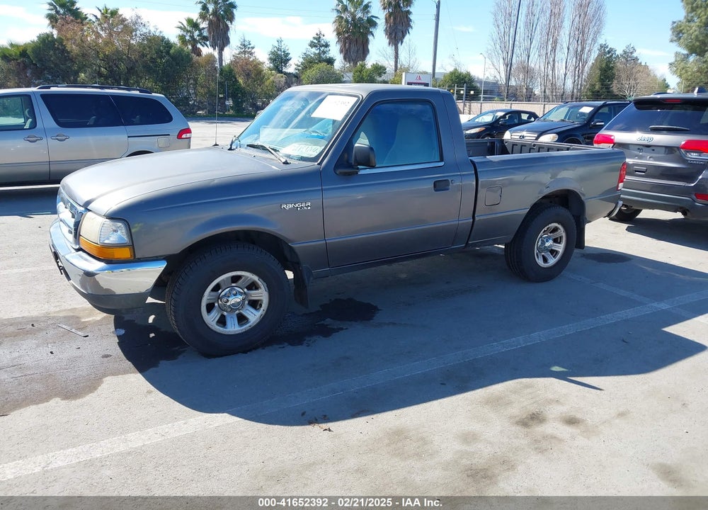 2000 FORD RANGER XL/XLT VIN: 1FTYR10C1YPB33104