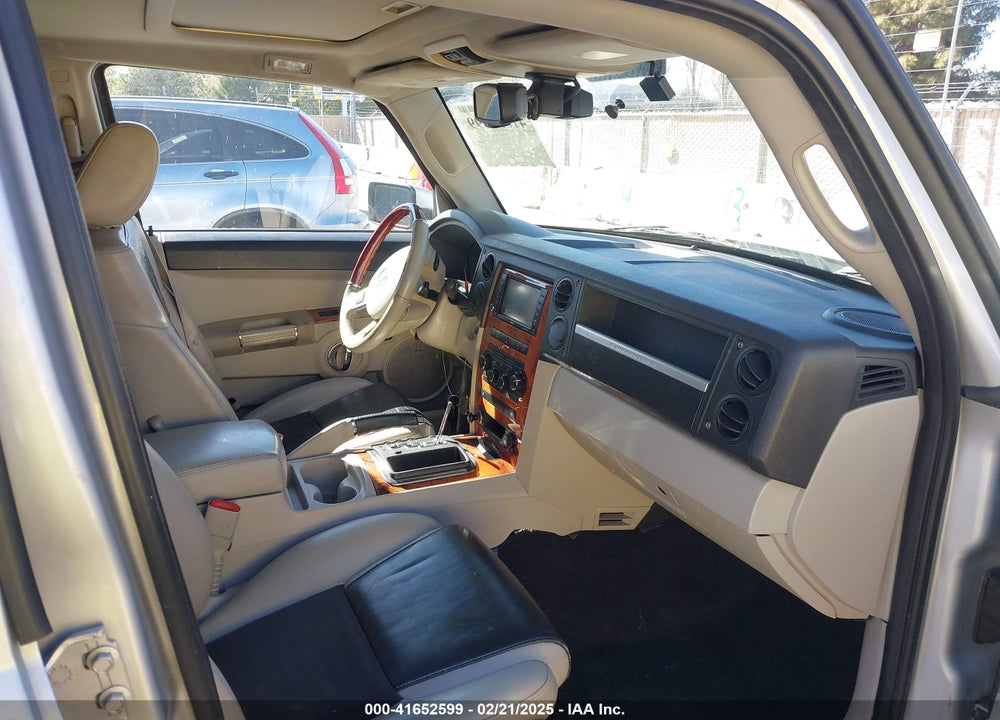 2008 JEEP COMMANDER OVERLAND VIN: 1J8HH68298C145917