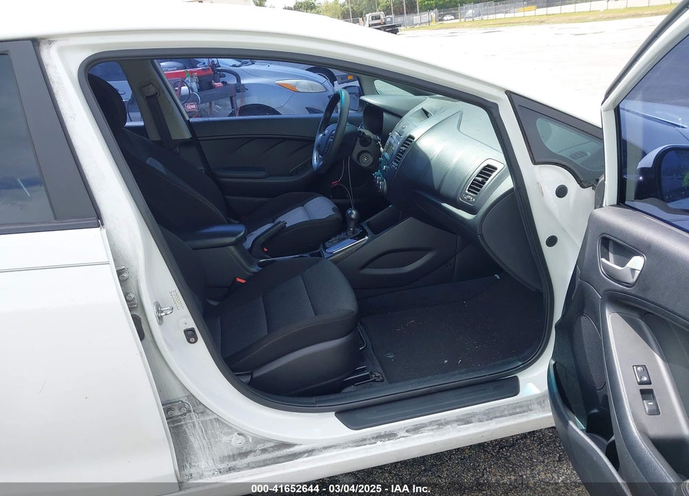 2017 KIA FORTE LX VIN: 3KPFK4A78HE072333