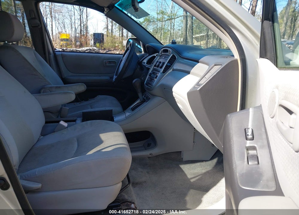 2005 TOYOTA HIGHLANDER V6 VIN: JTEGP21A250079560