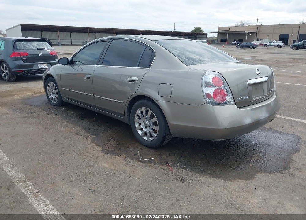 2005 NISSAN ALTIMA VIN: 1N4AL11E05N469200