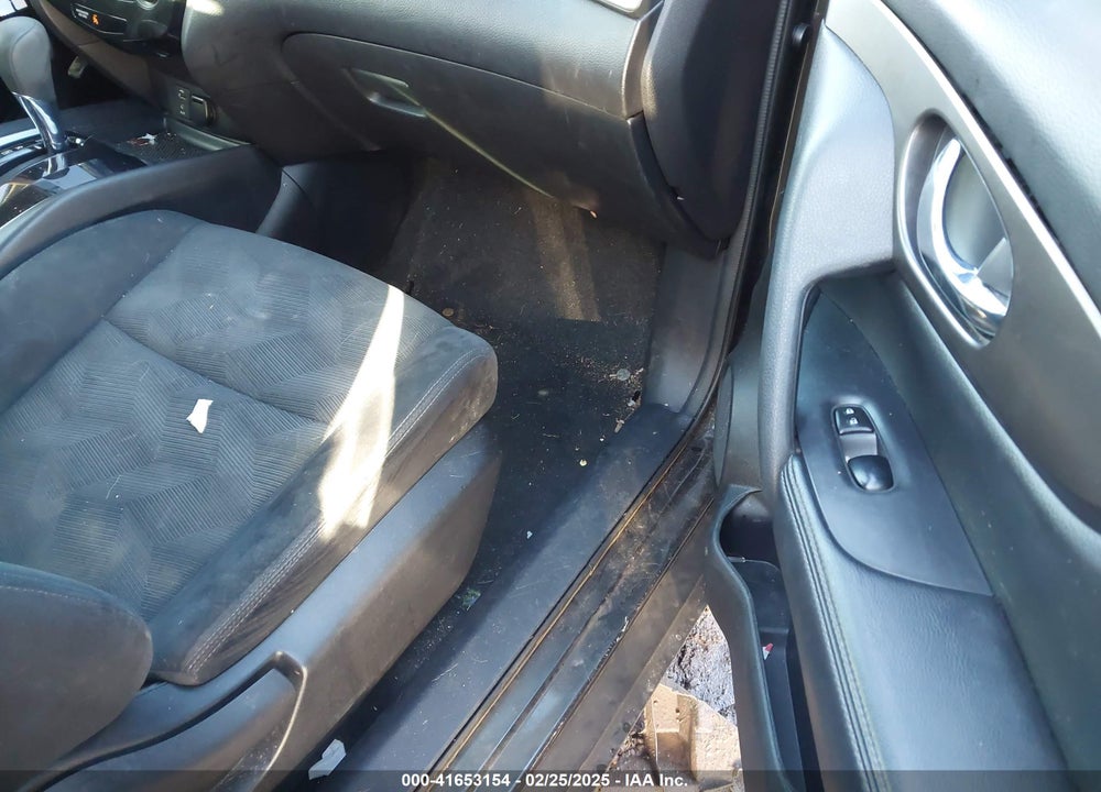 2014 NISSAN ROGUE S VIN: 5N1AT2MT5EC787332