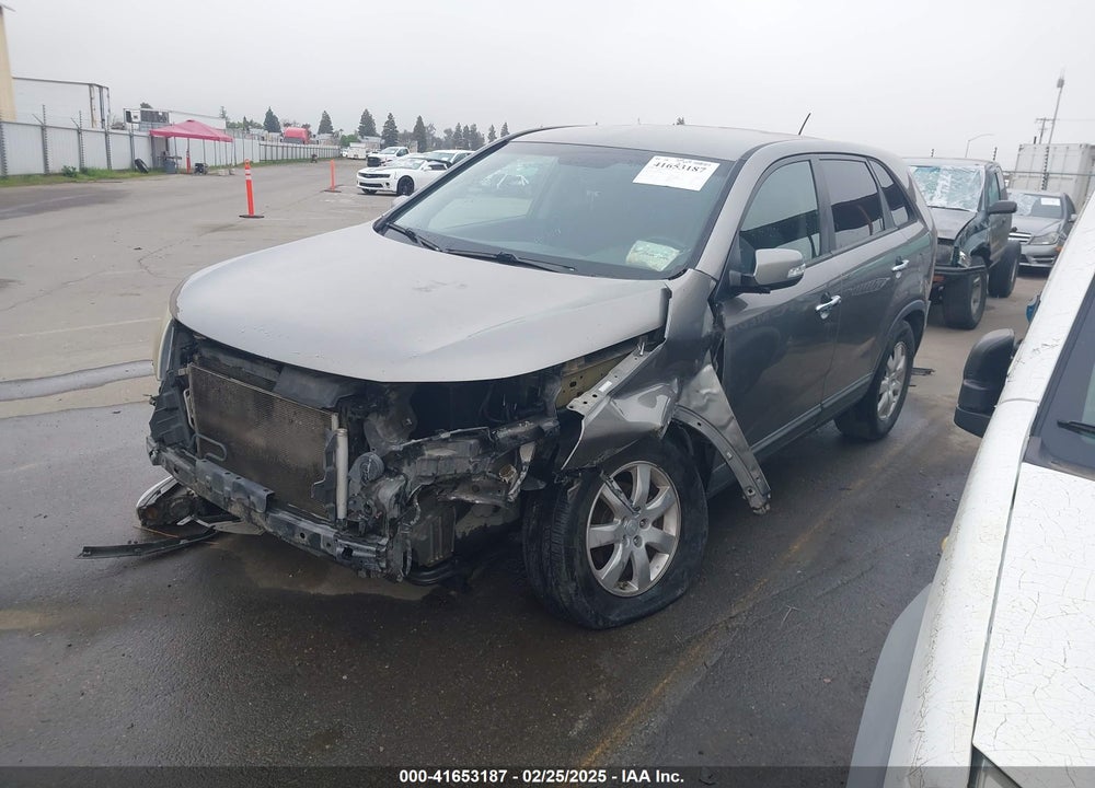 2011 KIA SORENTO VIN: 5XYKT3A10BG080826
