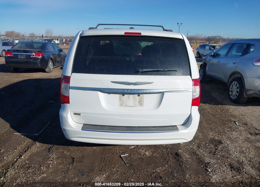 2016 CHRYSLER TOWN & COUNTRY VIN: 2C4RC1BG6GR290629