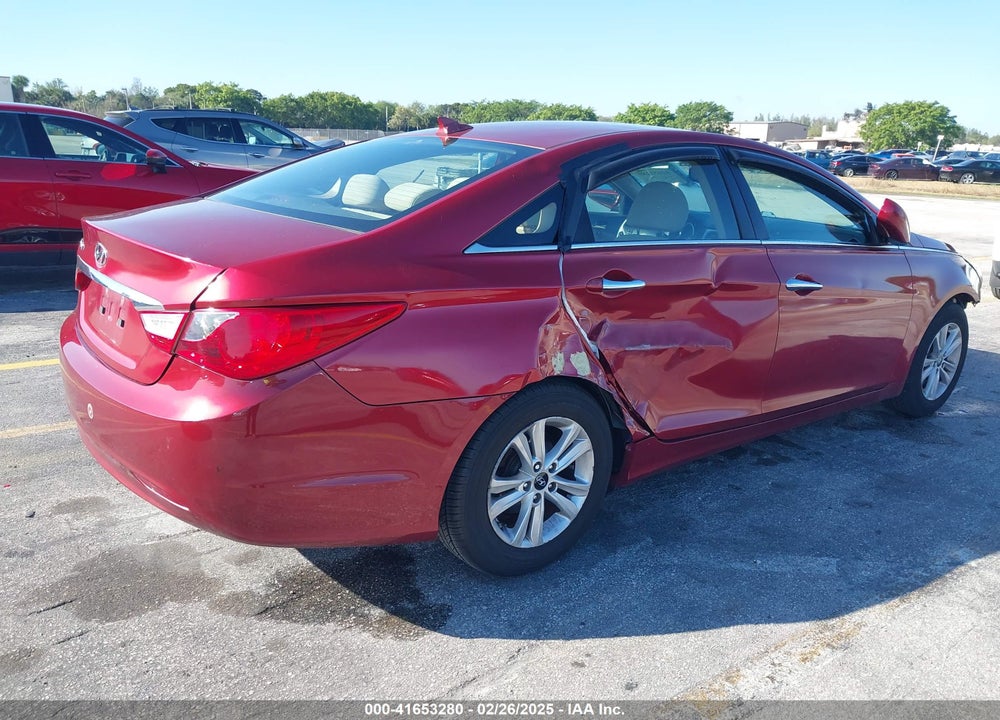 2013 HYUNDAI SONATA VIN: 5NPEB4AC5DH735825