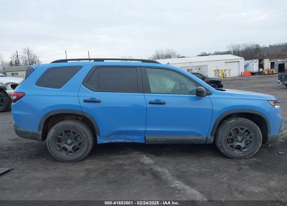 2023 HONDA PILOT AWD TRAILSPORT VIN: 5FNYG1H61PB048082