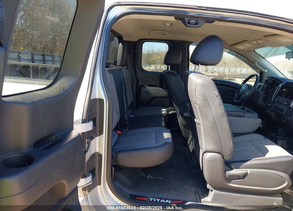 2017 NISSAN TITAN XD VIN: 1N6BA1C37HN553452
