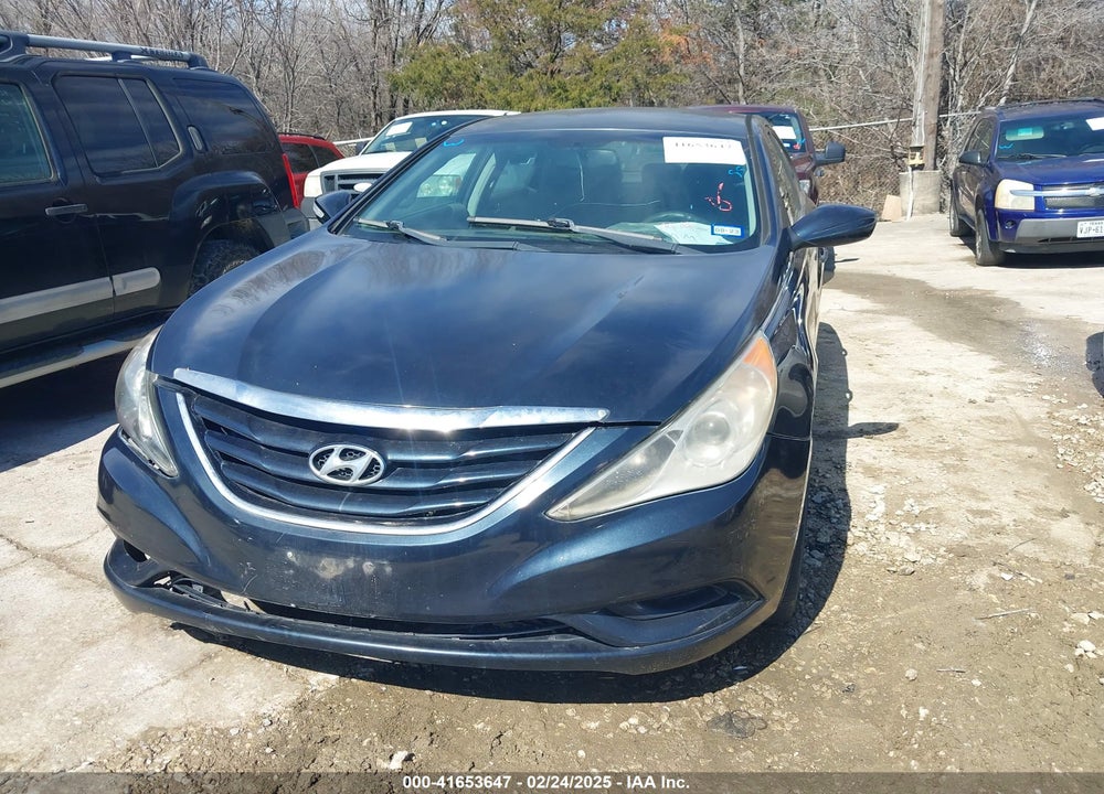 2012 HYUNDAI SONATA GLS VIN: 5NPEB4AC9CH381905