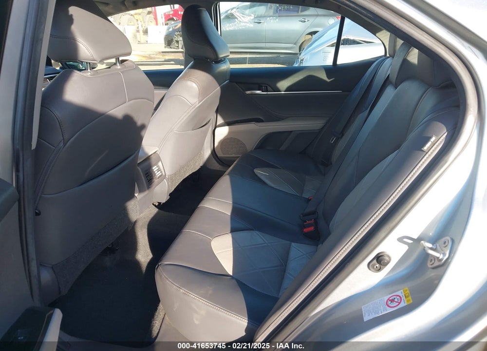 2018 TOYOTA CAMRY VIN: 4T1BZ1HK0JU009197