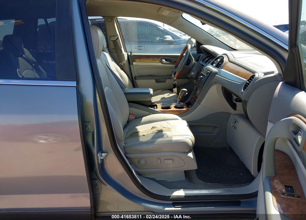 2008 BUICK ENCLAVE CXL VIN: 5GAEV237X8J120990