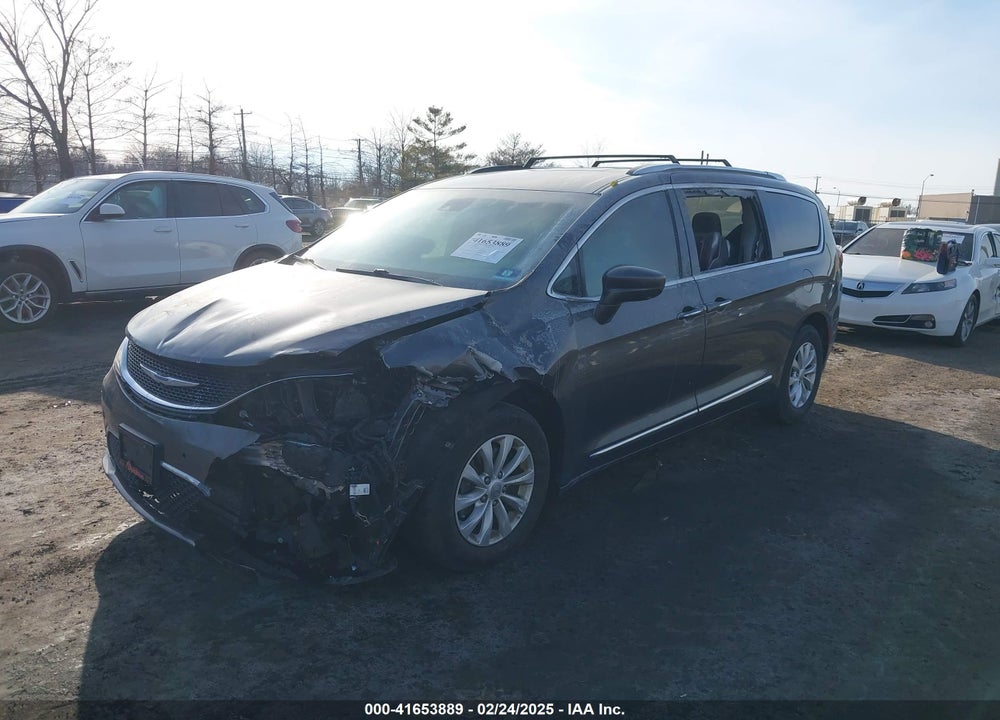 2019 CHRYSLER PACIFICA VIN: 2C4RC1BG2KR526461