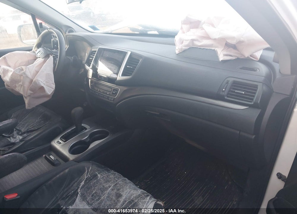 2018 HONDA PILOT VIN: 5FNYF6H34JB046064