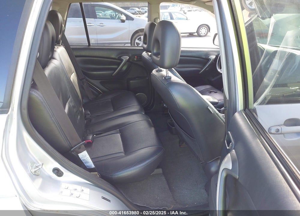 2005 TOYOTA RAV4 VIN: JTEHD20V550059210