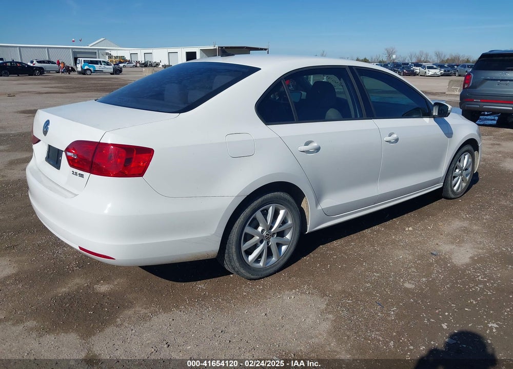 2011 VOLKSWAGEN JETTA 2.5L SE VIN: 3VWDX7AJ9BM321156