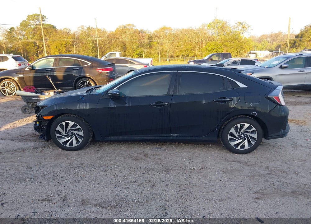 2018 HONDA CIVIC VIN: SHHFK7H29JU216613