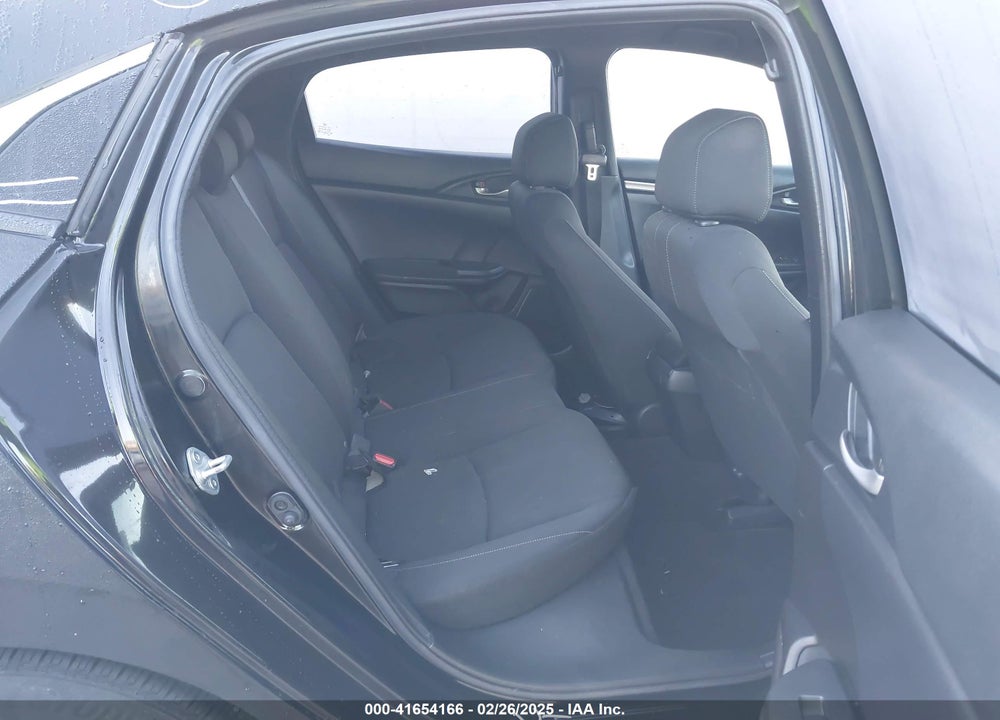 2018 HONDA CIVIC VIN: SHHFK7H29JU216613