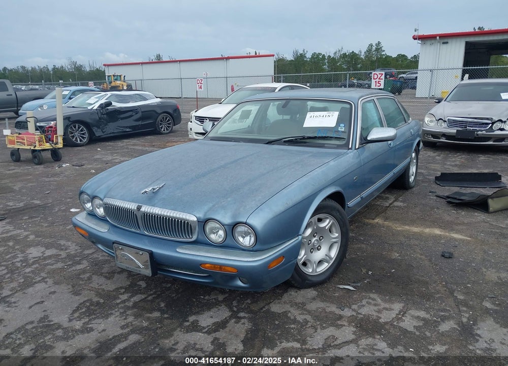 2002 JAGUAR XJ8 VANDEN PLAS VIN: SAJDA24C32LF45422