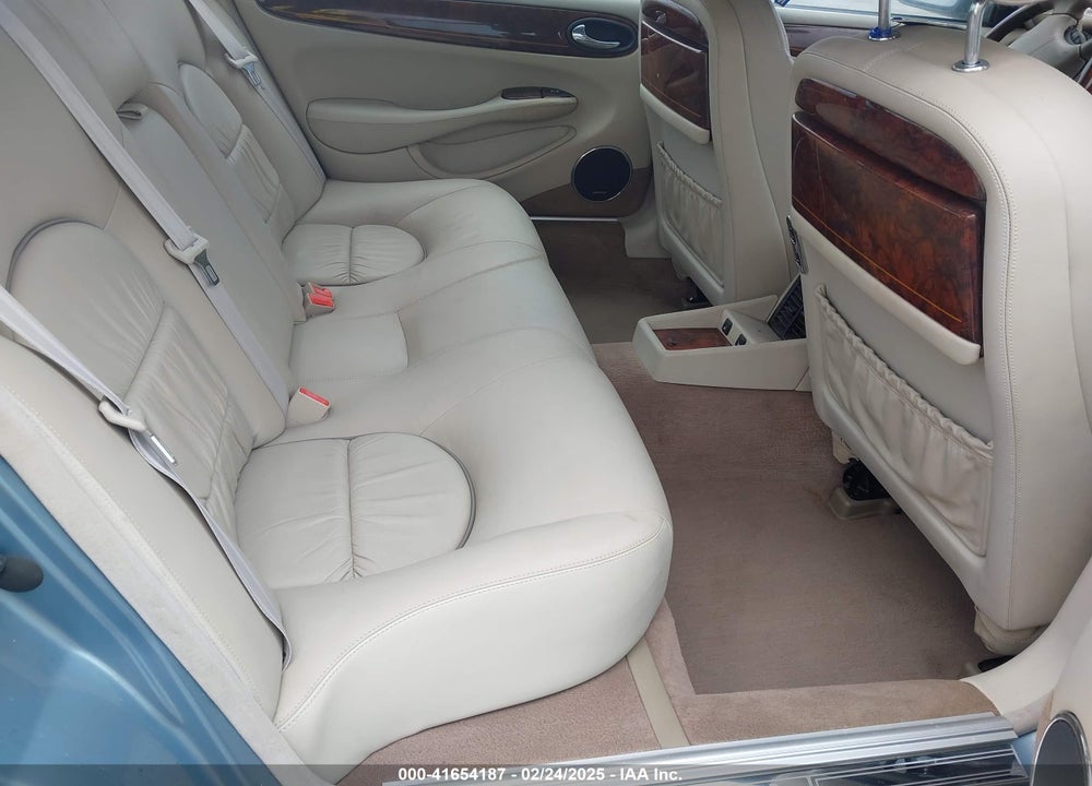 2002 JAGUAR XJ8 VANDEN PLAS VIN: SAJDA24C32LF45422