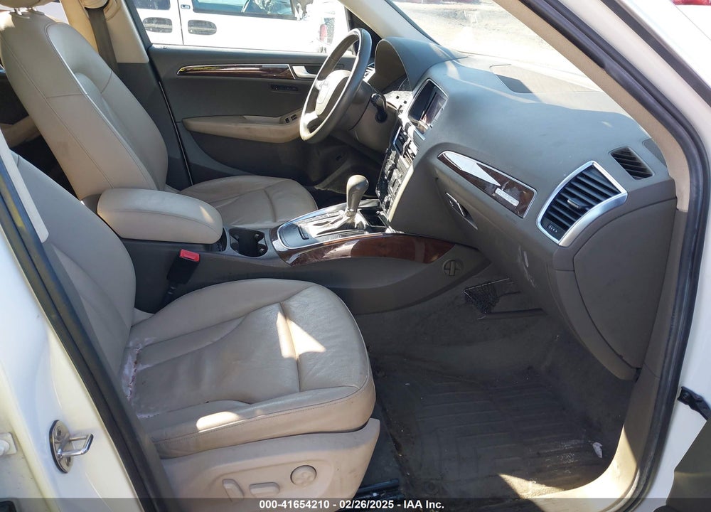 2012 AUDI Q5 2.0T PREMIUM VIN: WA1LFAFP1CA025875