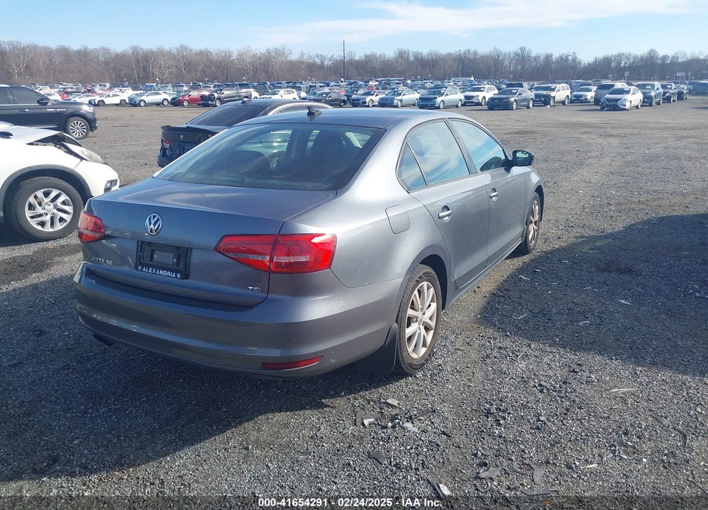2015 VOLKSWAGEN JETTA VIN: 3VWD17AJ4FM315885