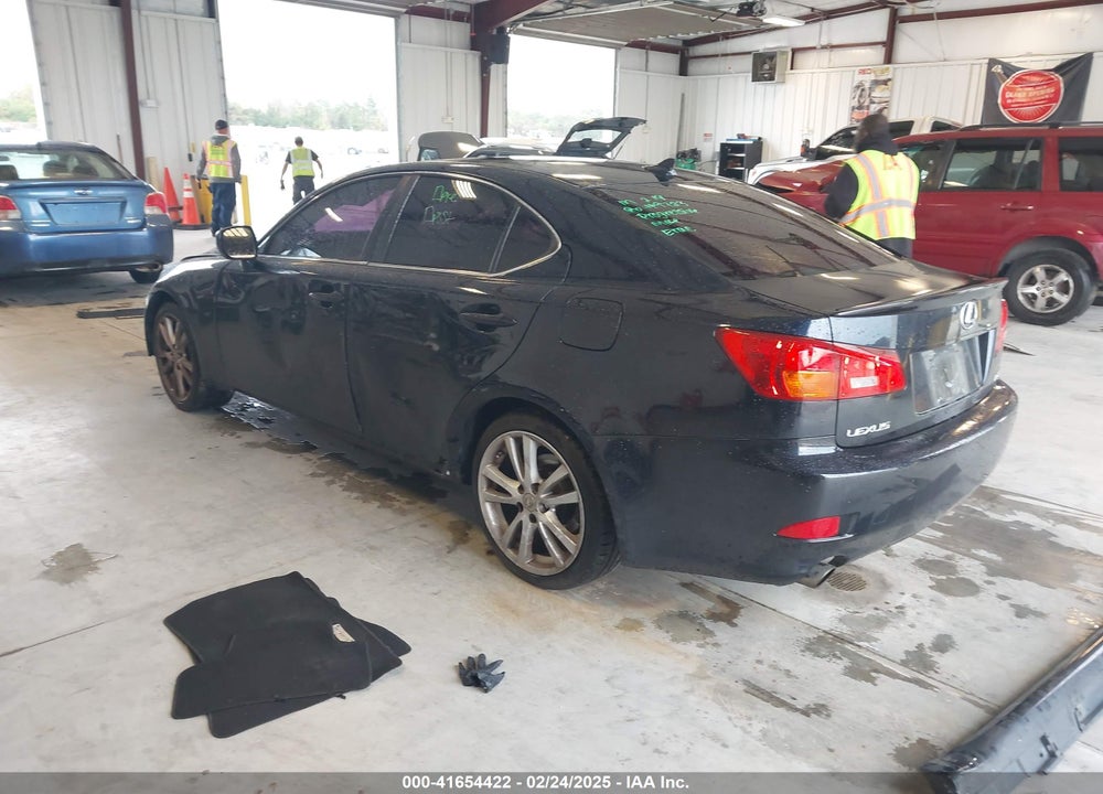 2007 LEXUS IS 250 VIN: JTHBK262172043752