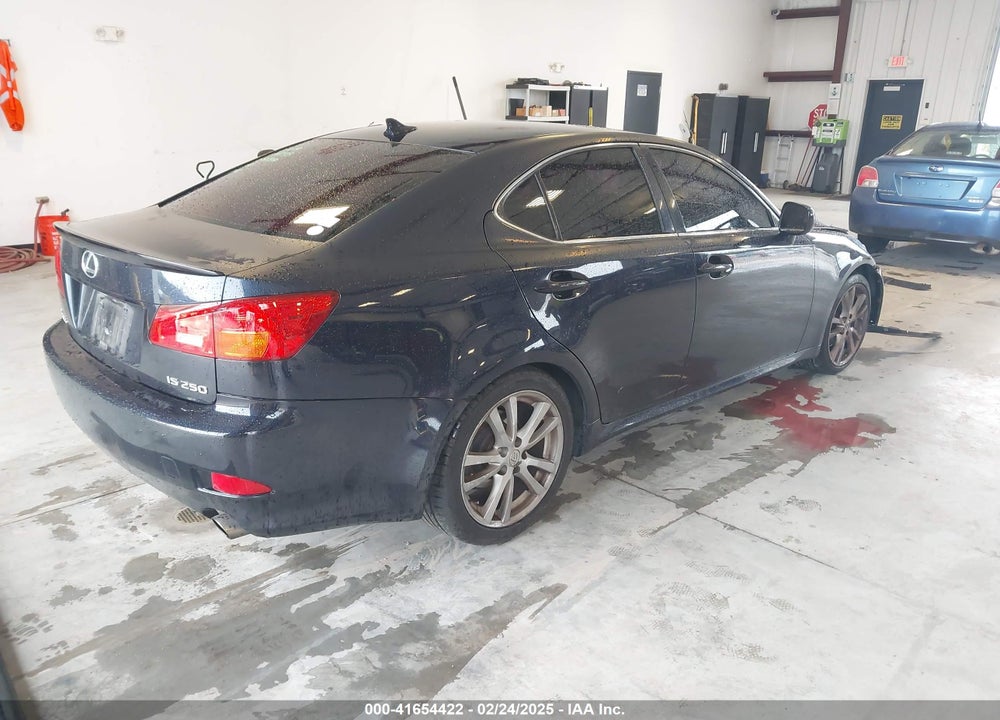 2007 LEXUS IS 250 VIN: JTHBK262172043752