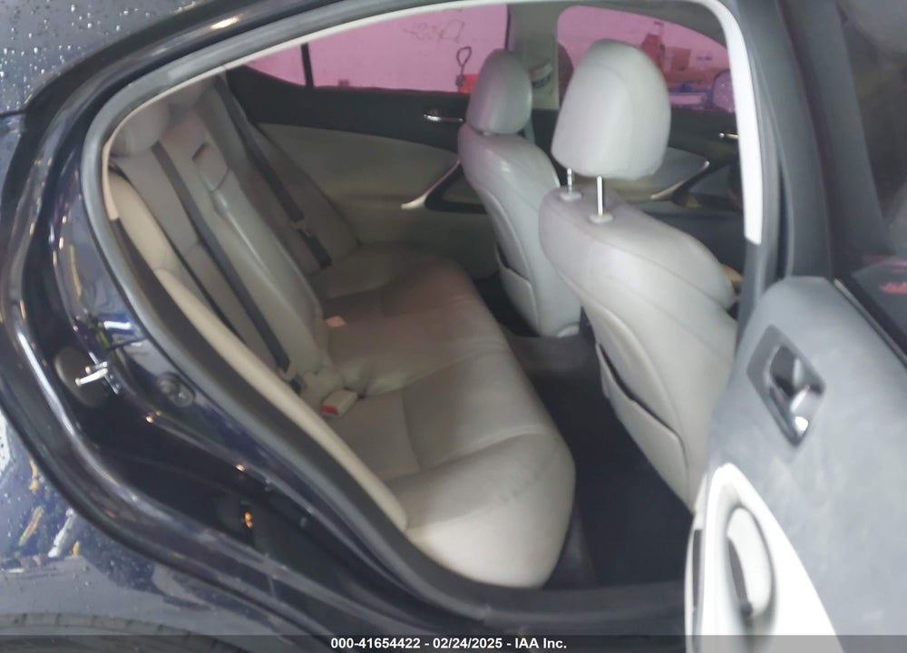 2007 LEXUS IS 250 VIN: JTHBK262172043752