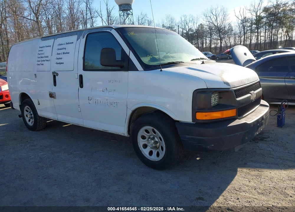 2010 CHEVROLET EXPRESS 1500 WORK VAN VIN: 1GCUGADX0A1150597