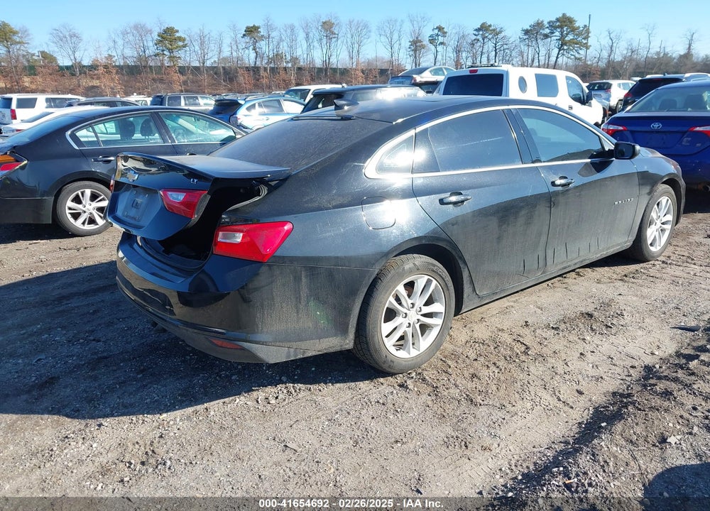 2018 CHEVROLET MALIBU VIN: 1G1ZD5ST2JF235796