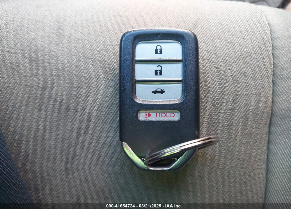 2013 HONDA ACCORD VIN: 1HGCR2F83DA240849