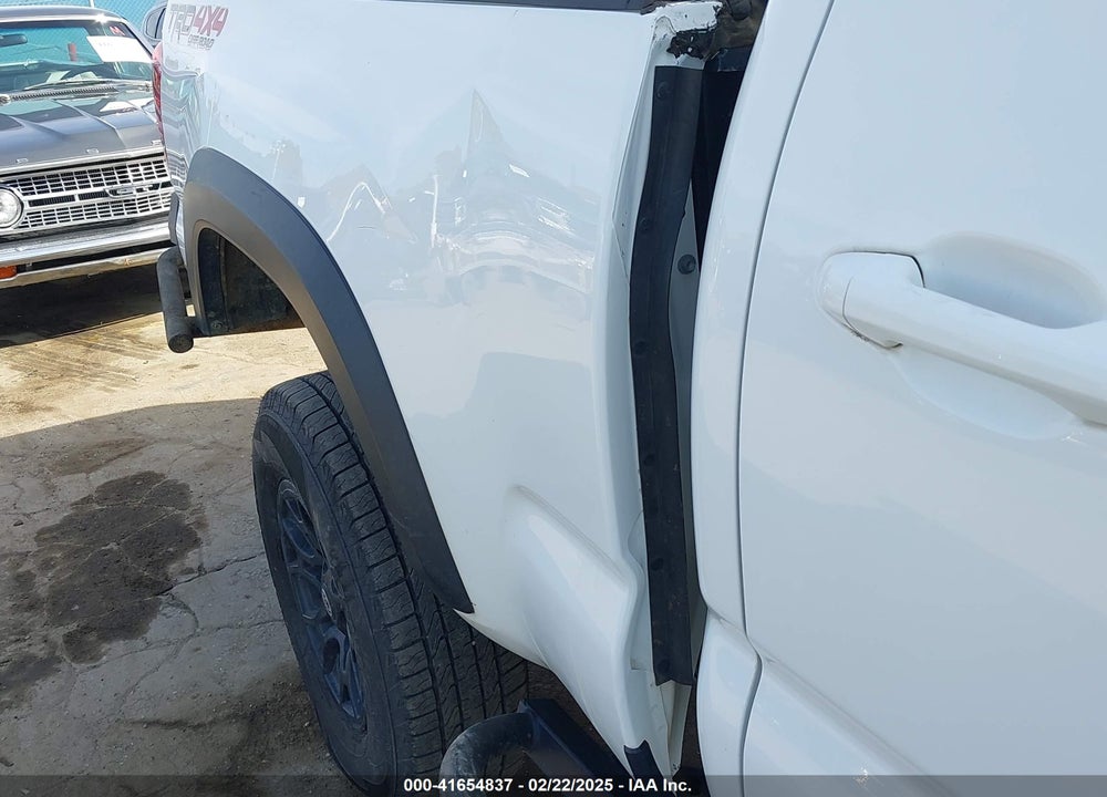 2017 TOYOTA TACOMA VIN: 3TMDZ5BN1HM027200