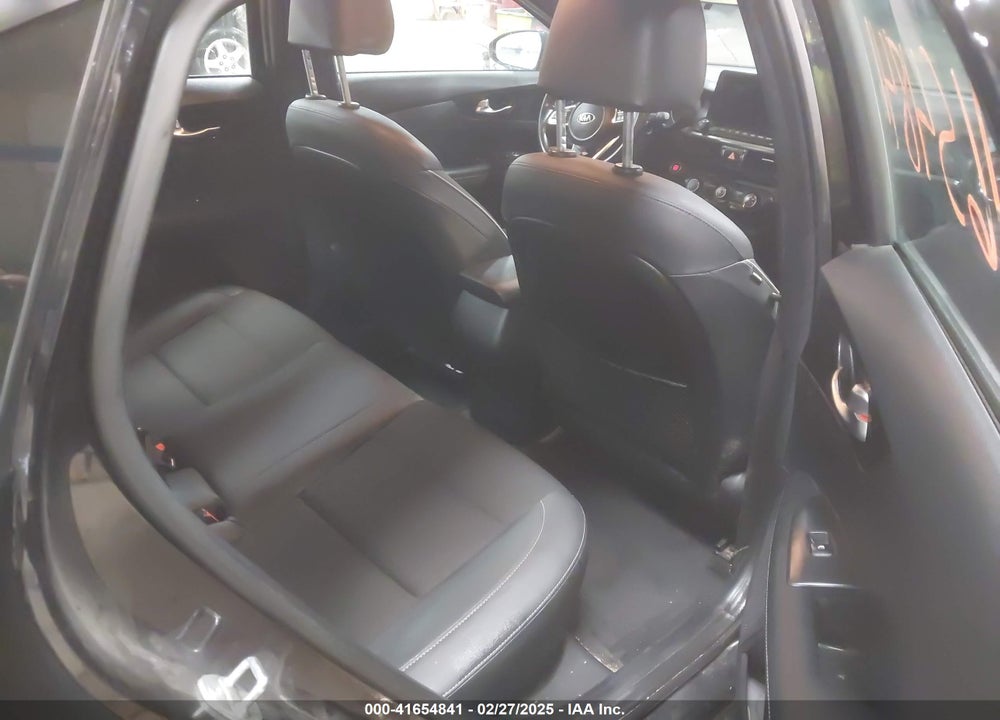 2021 KIA FORTE VIN: 3KPF34ADXME327142