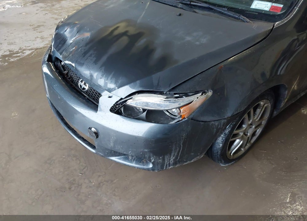 2005 SCION TC VIN: JTKDE167X50028935