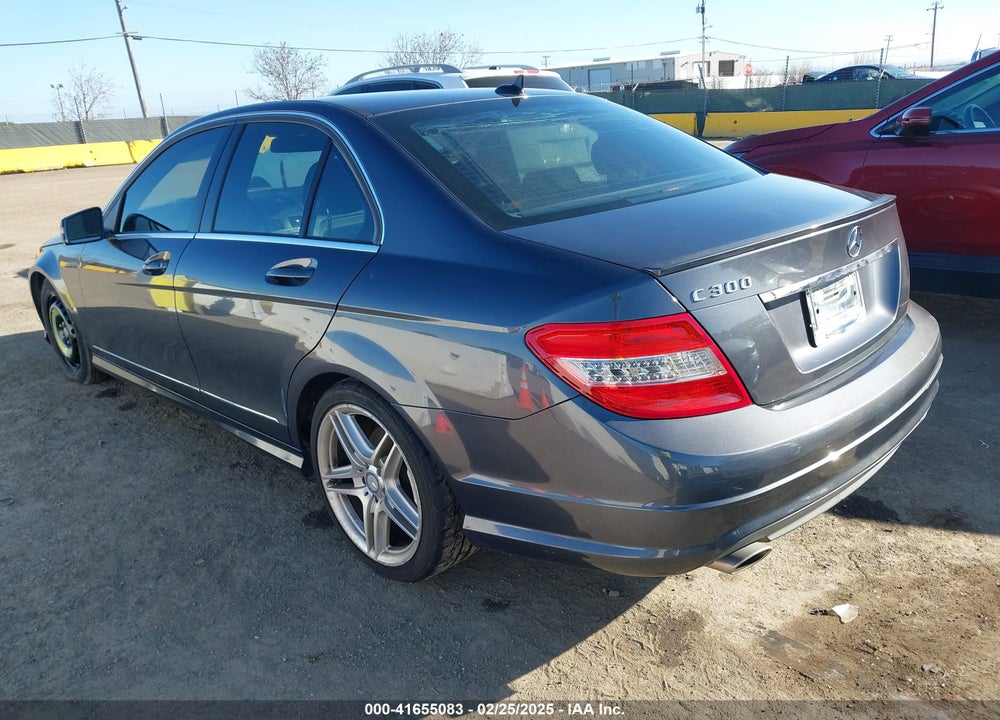 2011 MERCEDES-BENZ C 300 VIN: WDDGF5EB0BR159058