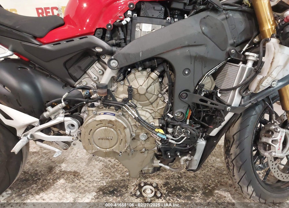 2020 DUCATI PANIGALE V4/V4S/V4S SPECIALE VIN: ZDMDAGNW0LB013963