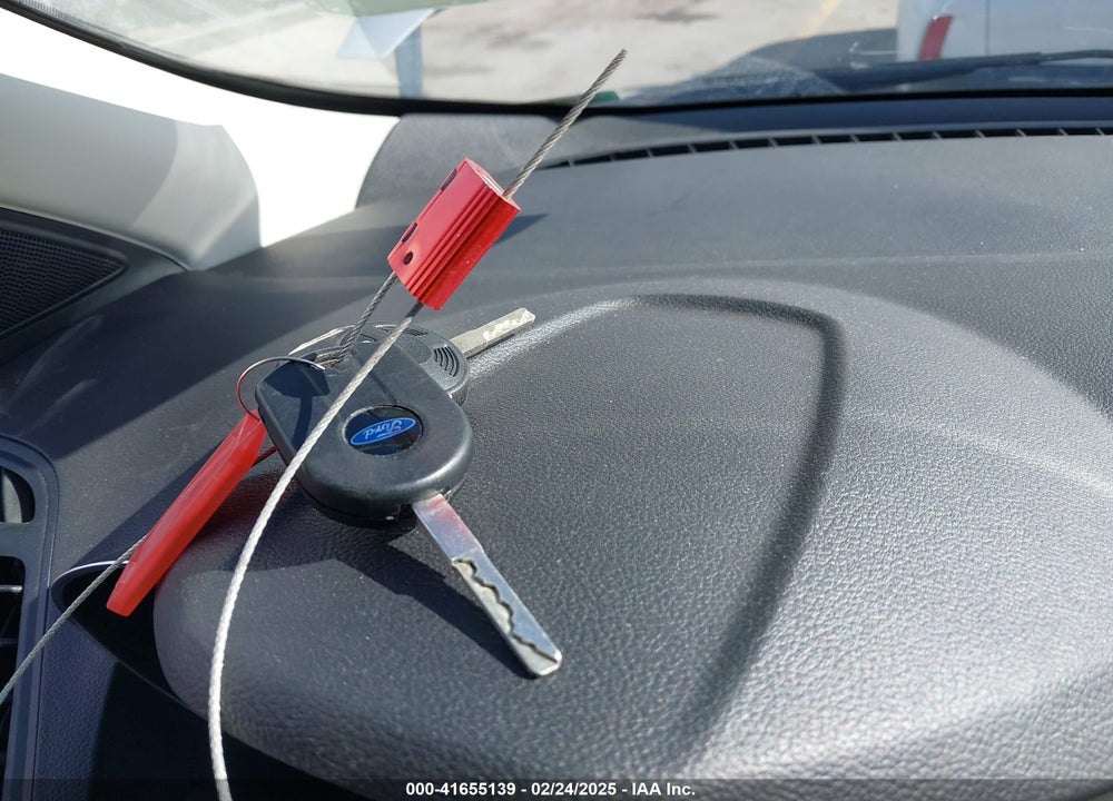 2019 FORD ESCAPE VIN: 1FMCU0F71KUC07235