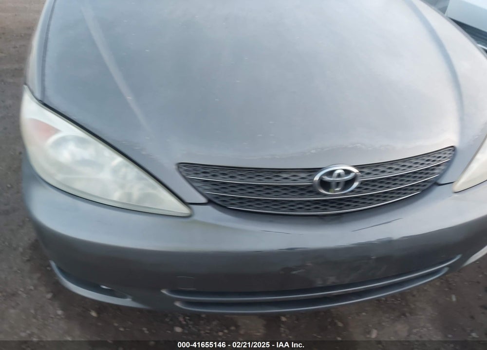 2002 TOYOTA CAMRY XLE VIN: JTDBE30K020080271