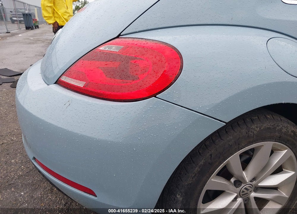2014 VOLKSWAGEN BEETLE VIN: 3VWJL7AT0EM659291