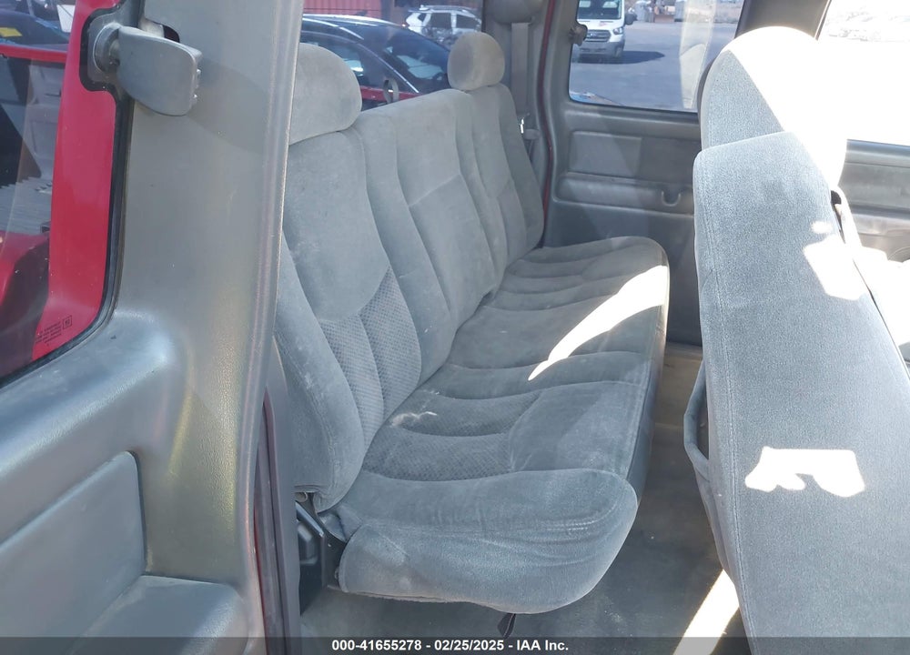 2003 CHEVROLET SILVERADO 1500 LS VIN: 2GCEC19V031358421