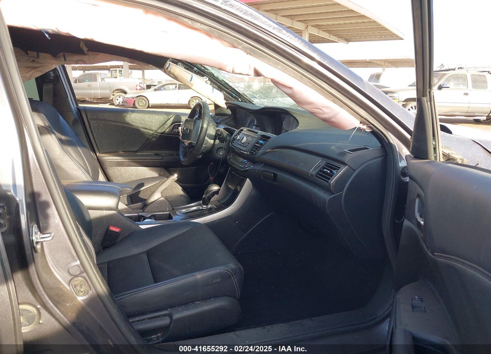 2016 HONDA ACCORD VIN: 1HGCR2F60GA099371