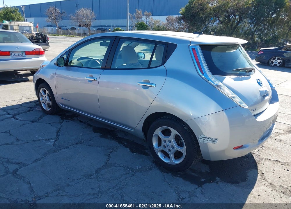2011 NISSAN LEAF VIN: JN1AZ0CP9BT000778
