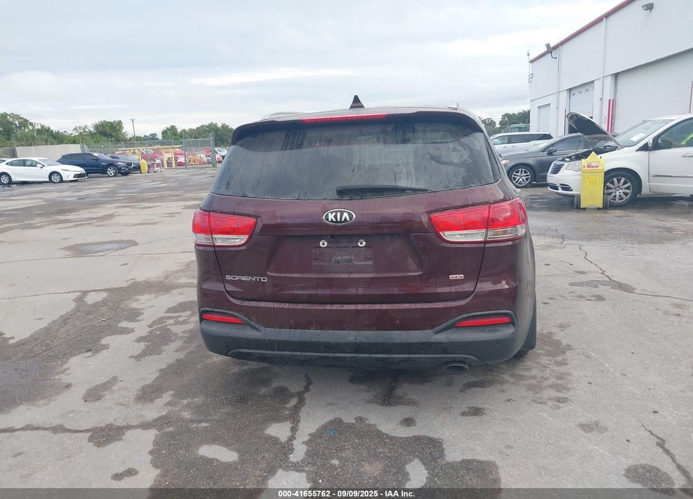 2017 KIA SORENTO VIN: 5XYPG4A31HG270631