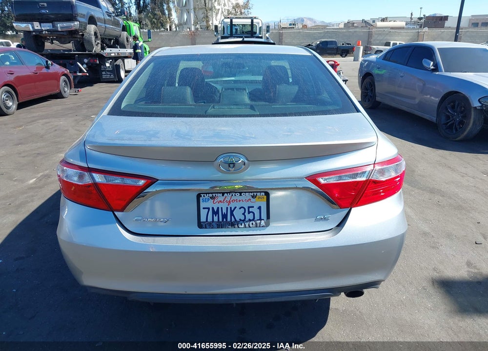 2015 TOYOTA CAMRY SE VIN: 4T1BF1FK5FU968310