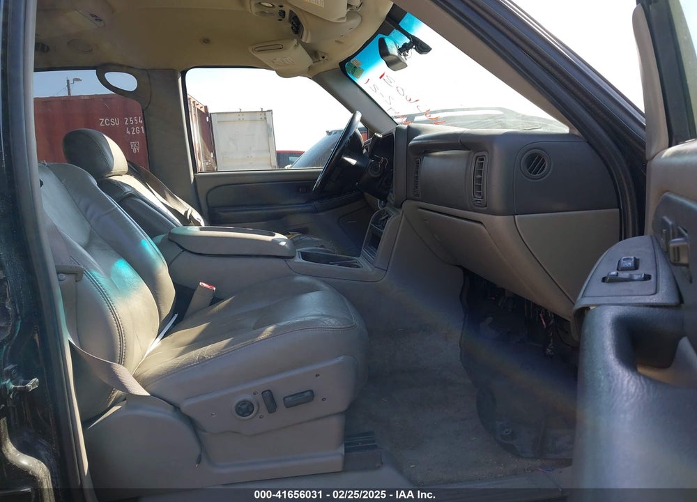 2003 CHEVROLET TAHOE LT VIN: 1GNEK13ZX3R189568