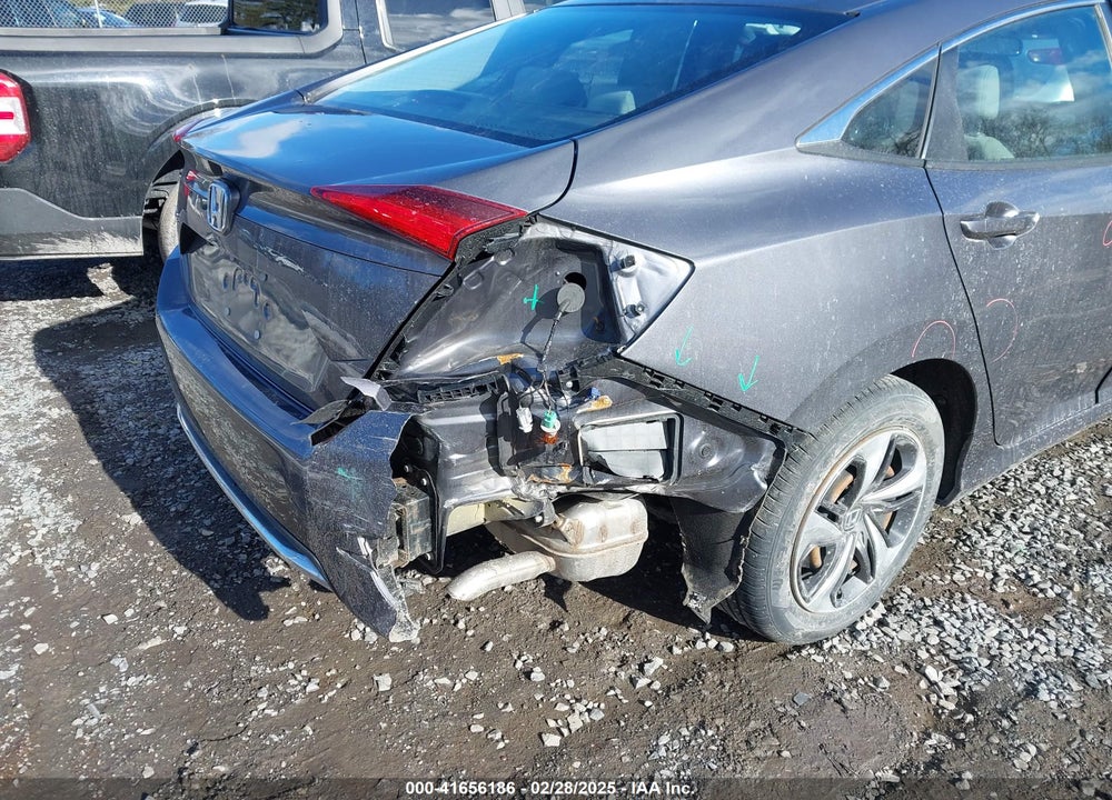 2019 HONDA CIVIC LX VIN: 2HGFC2F6XKH562075