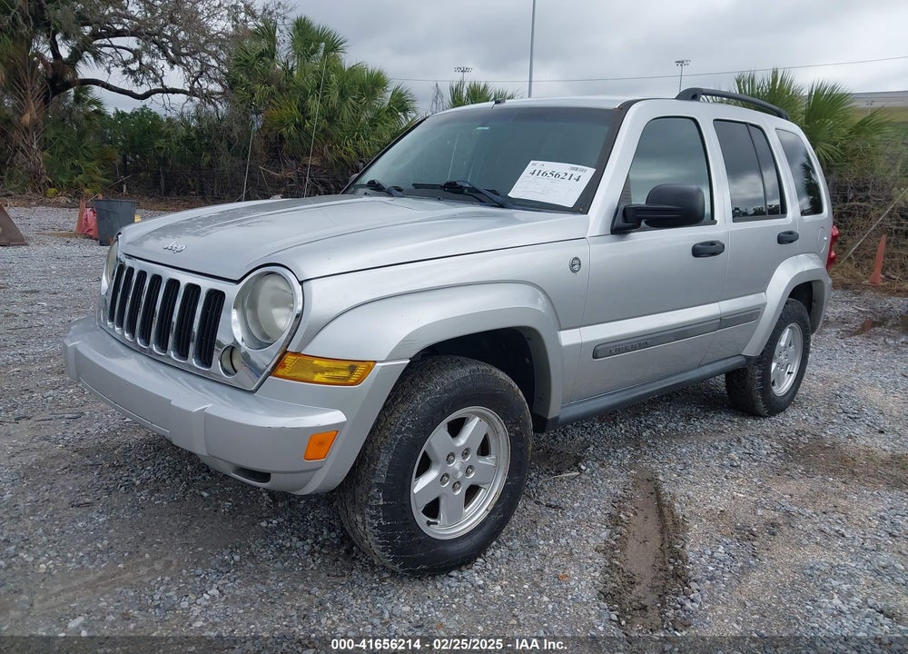 2007 JEEP LIBERTY SPORT VIN: 1J4GL48K67W712520