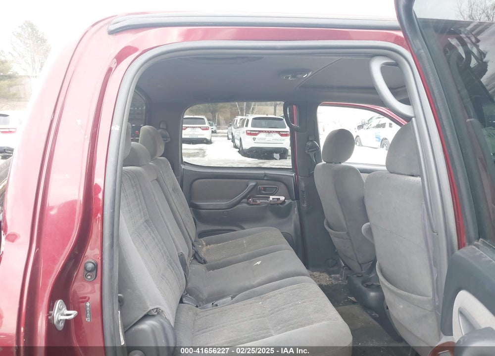 2006 TOYOTA TUNDRA SR5 V8 VIN: 5TBDT44146S518789